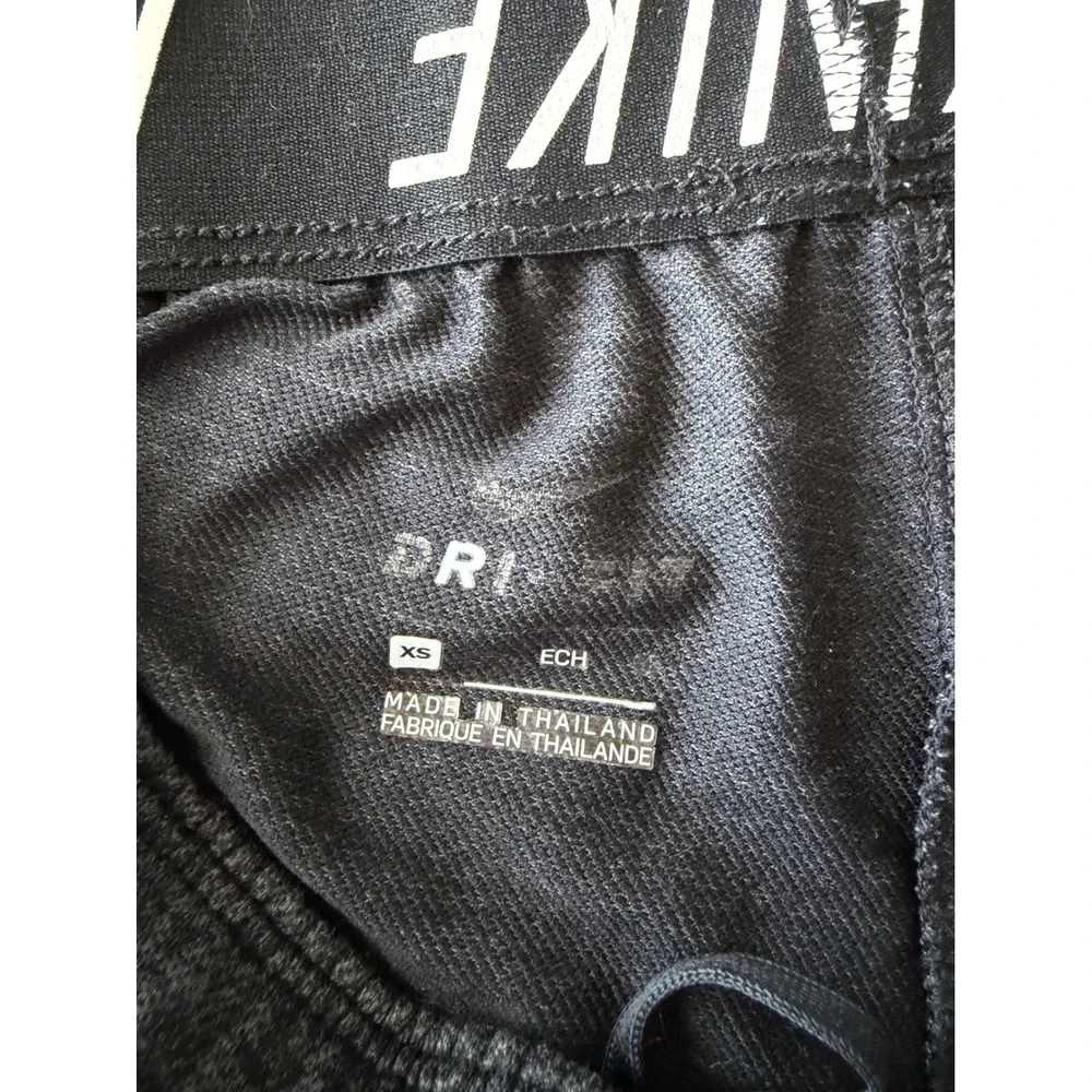 Nike Dri-FIT Womens Training Shorts Charcoal Gray Heathered XS Running Gym